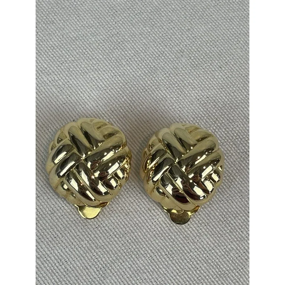 Vintage Clip On Gold Tone Basket Weave Earrings 80s 90s Rubbed - Picture 4 of 8